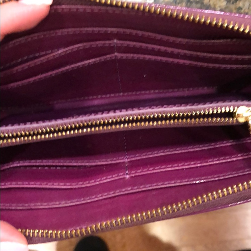 Tory Burch Wallet - Picture 2 of 2